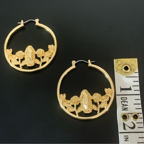 Gold Virgin Mary Hoop Earring’s - Picture 9 of 14